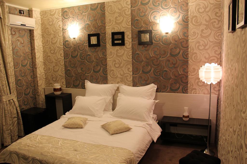 Enigma Pension Târgu Jiu Chambre photo