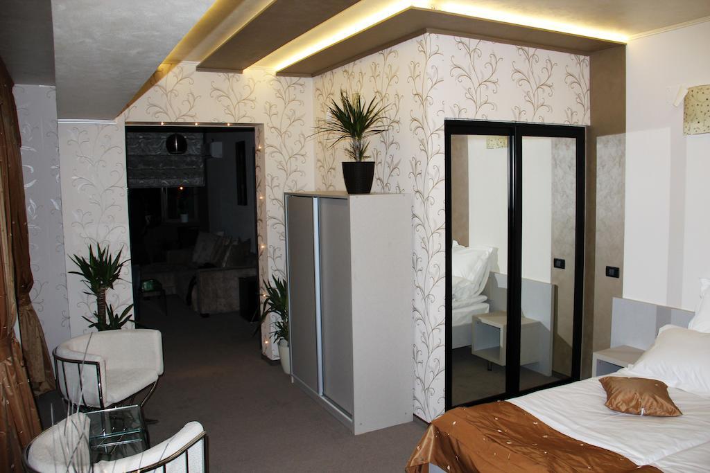 Enigma Pension Târgu Jiu Chambre photo